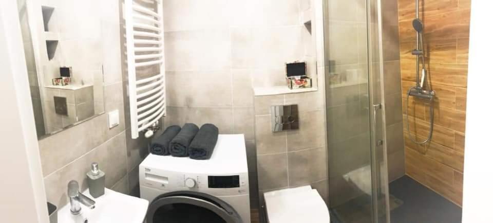 Апартаменты Apartament Konin Prestige Экстерьер фото