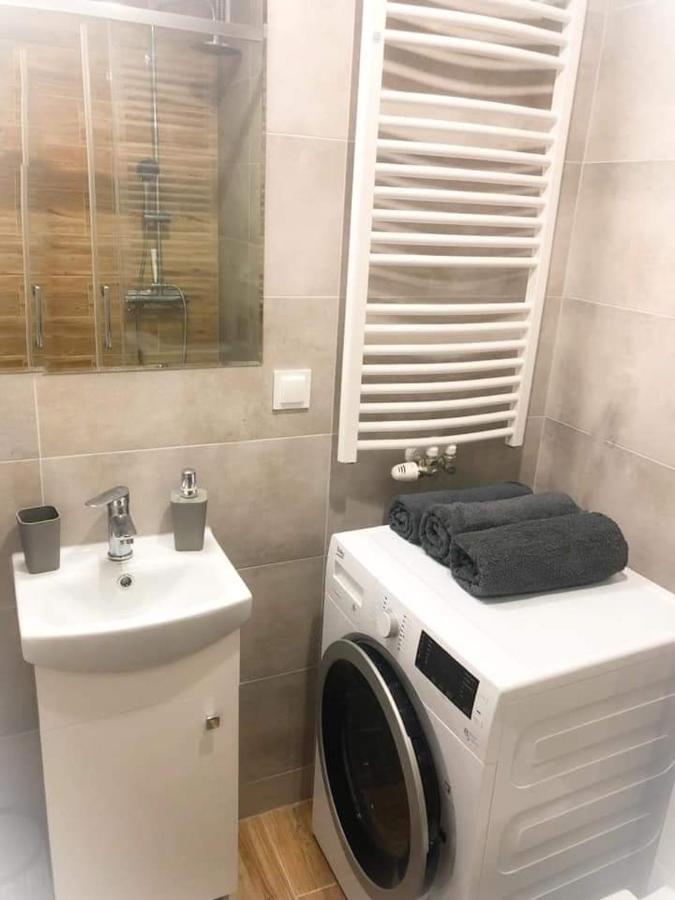 Апартаменты Apartament Konin Prestige Экстерьер фото