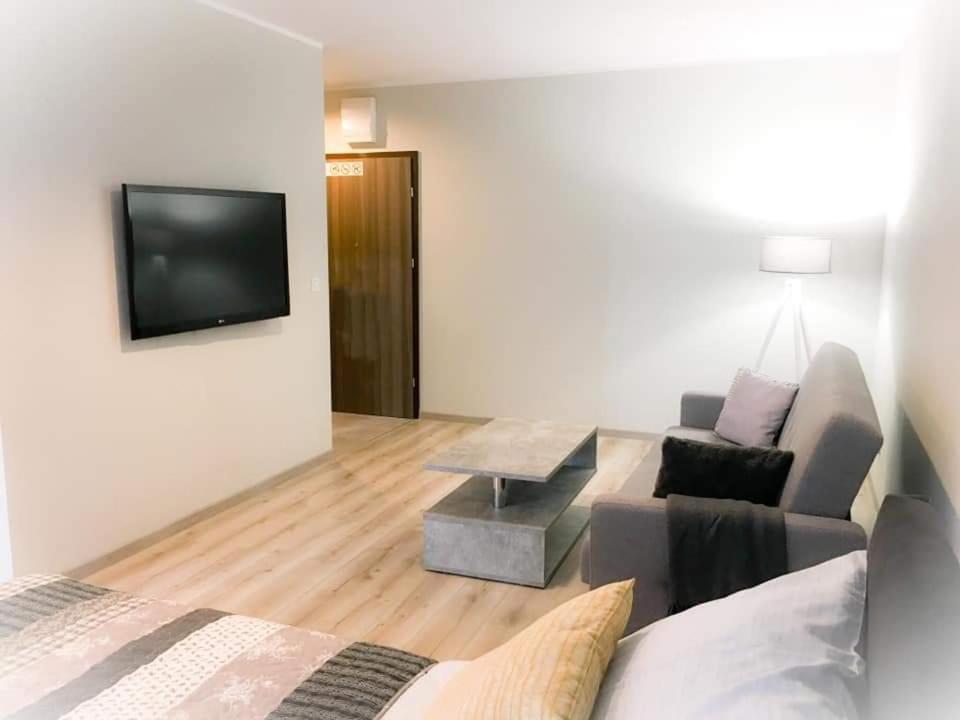 Апартаменты Apartament Konin Prestige Экстерьер фото