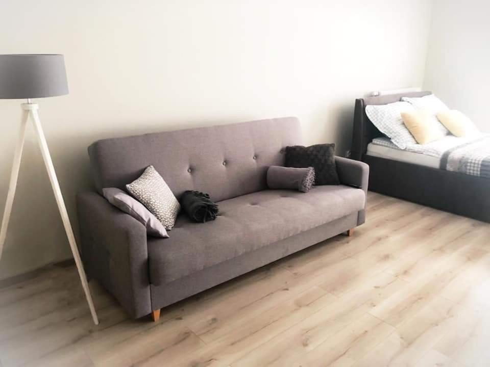 Апартаменты Apartament Konin Prestige Экстерьер фото